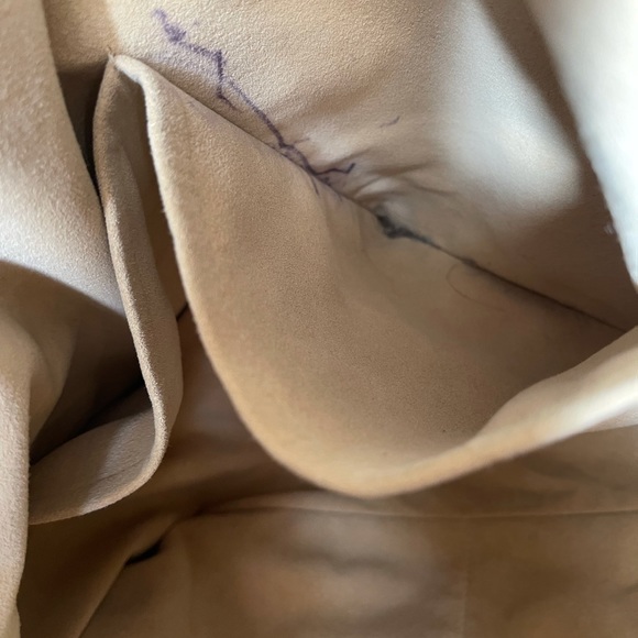 Louis Vuitton Artsy GM - Picture 10 of 11